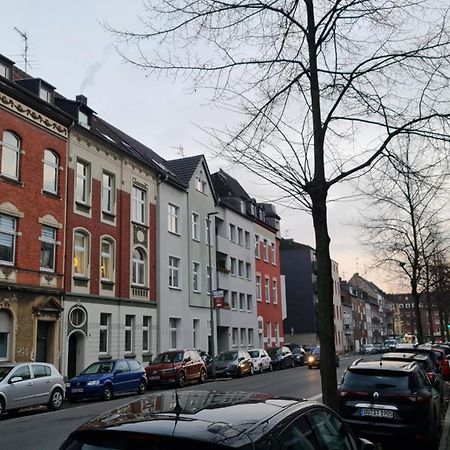 Elena Flat Sonnenblumen Duisburg Zentrum المظهر الخارجي الصورة
