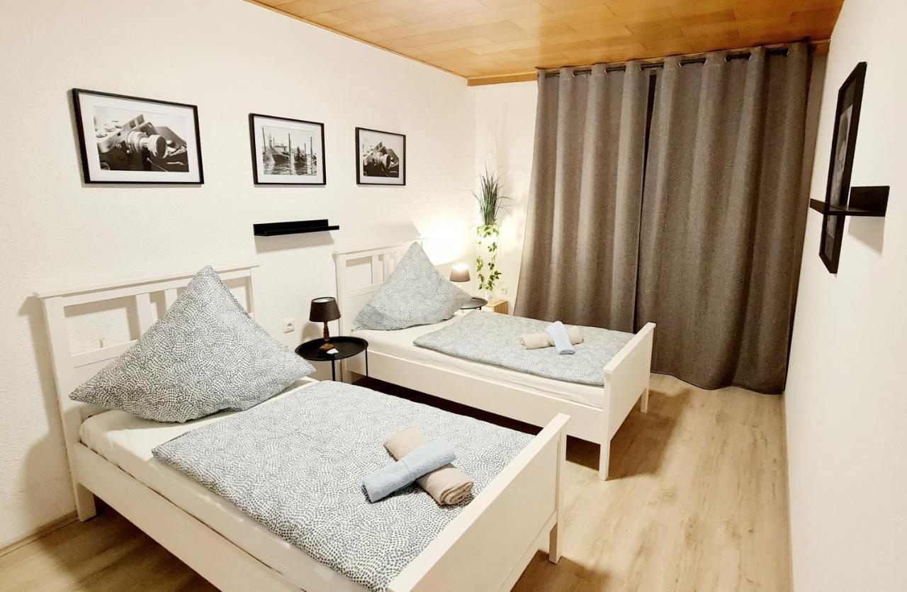 Elena Flat Sonnenblumen Duisburg Zentrum المظهر الخارجي الصورة