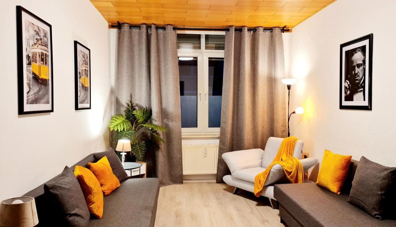 Elena Flat Sonnenblumen Duisburg Zentrum المظهر الخارجي الصورة