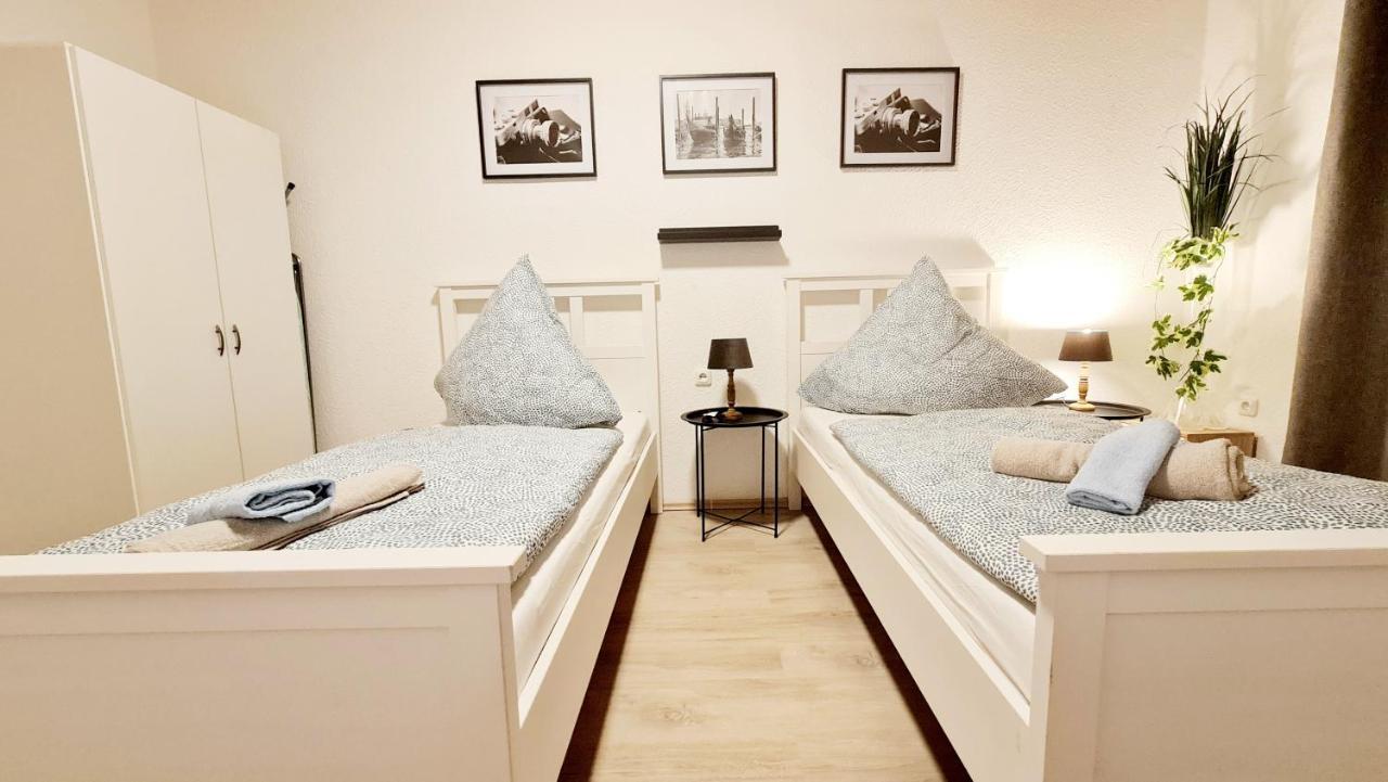 Elena Flat Sonnenblumen Duisburg Zentrum المظهر الخارجي الصورة