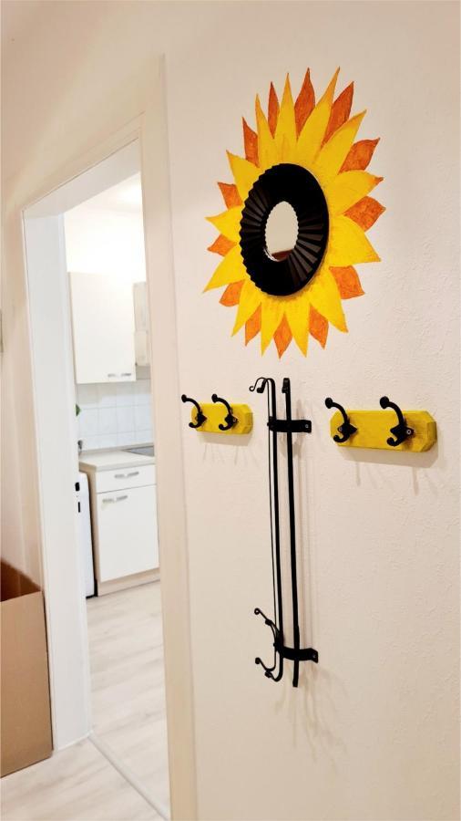 Elena Flat Sonnenblumen Duisburg Zentrum المظهر الخارجي الصورة