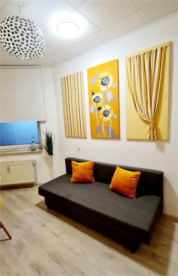 Elena Flat Sonnenblumen Duisburg Zentrum المظهر الخارجي الصورة